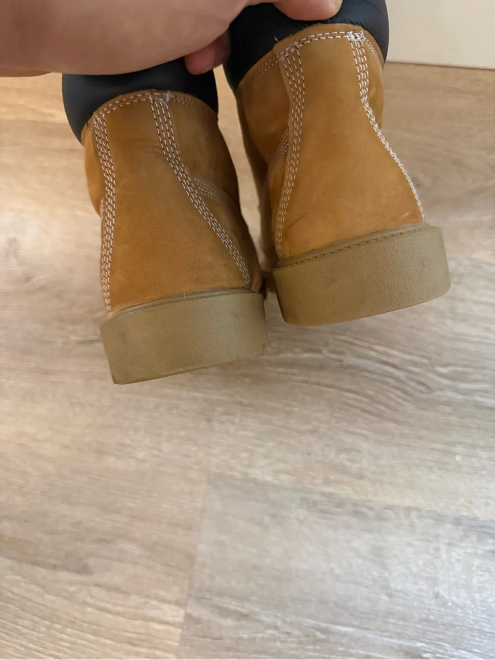 Timberland Wheat Nubuck Lace-Up Work Boot - Honey Brown